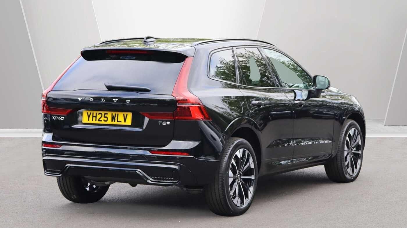 Used Volvo XC60 2025 for sale - 76013172: Photo 2