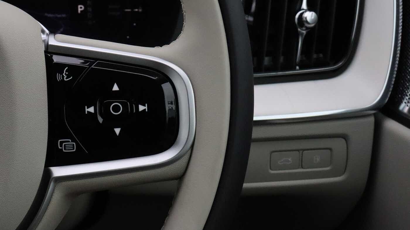 Used Volvo XC60 2025 for sale - 76013172: Photo 25