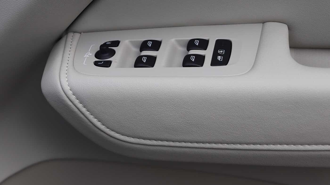 Used Volvo XC60 2025 for sale - 76013172: Photo 27