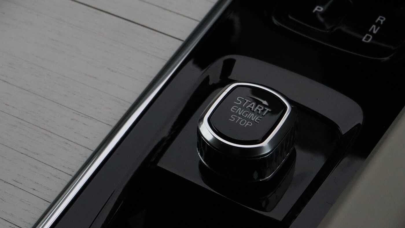 Used Volvo XC60 2025 for sale - 76013172: Photo 30