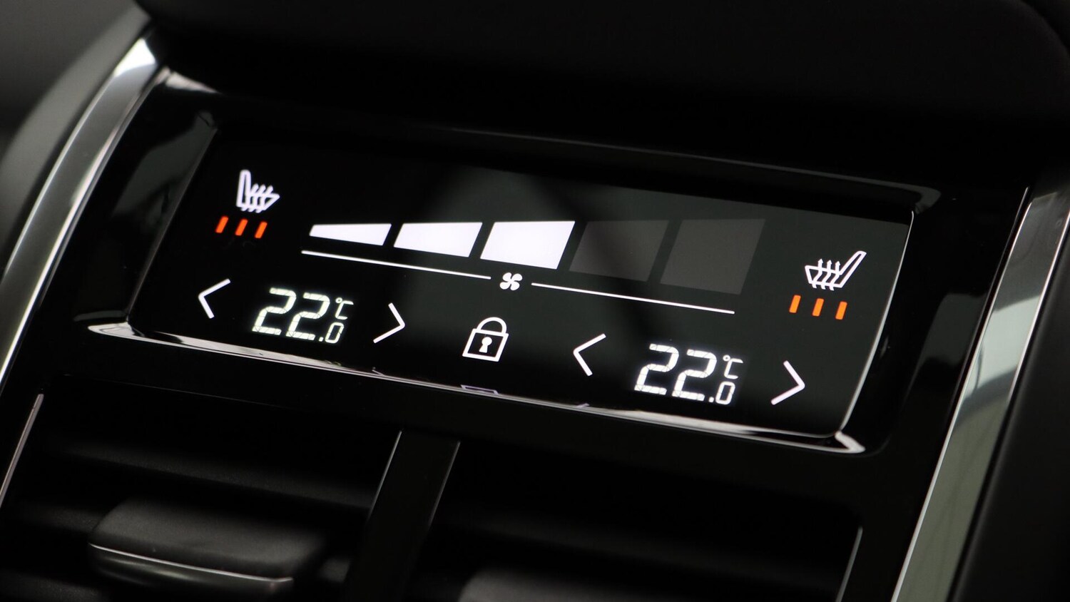 Used Volvo XC60 2025 for sale - 76072583: Photo 36
