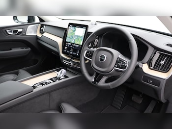 Used Volvo XC60 2025 for sale - 76072583: Photo