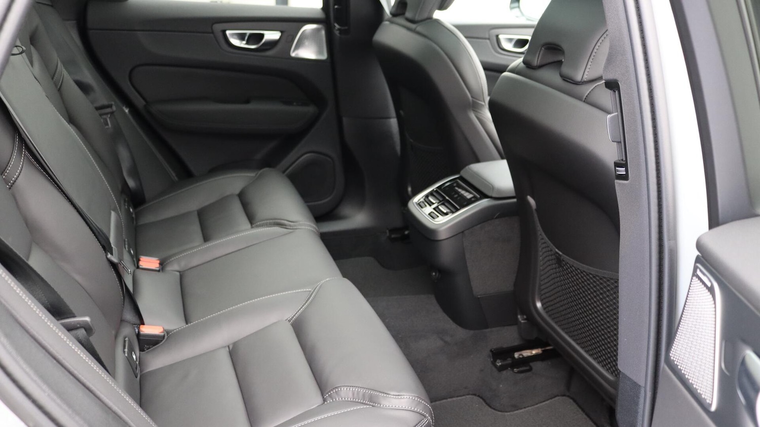 Used Volvo XC60 2025 for sale - 76072583: Photo 6