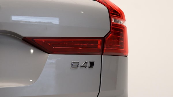 Used Volvo XC60 2022 for sale - 75658098: Photo 38