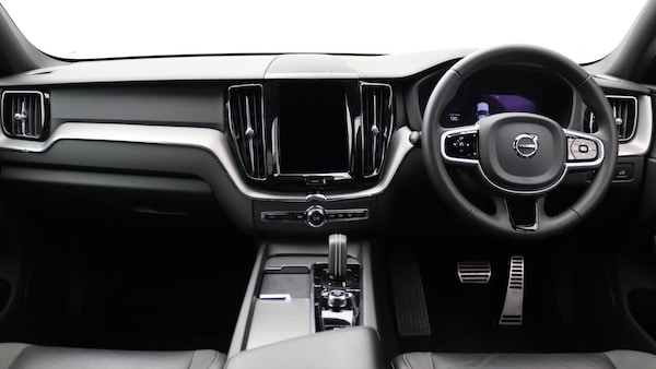 Used Volvo XC60 2022 for sale - 75658098: Photo 5