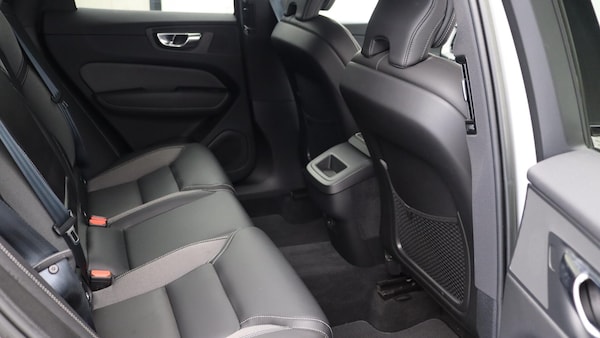 Used Volvo XC60 2022 for sale - 75658098: Photo 6