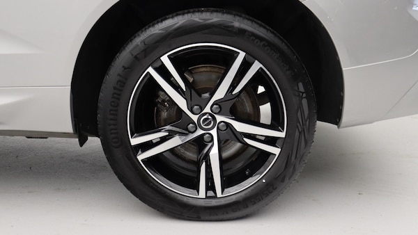 Used Volvo XC60 2022 for sale - 75658098: Photo 9