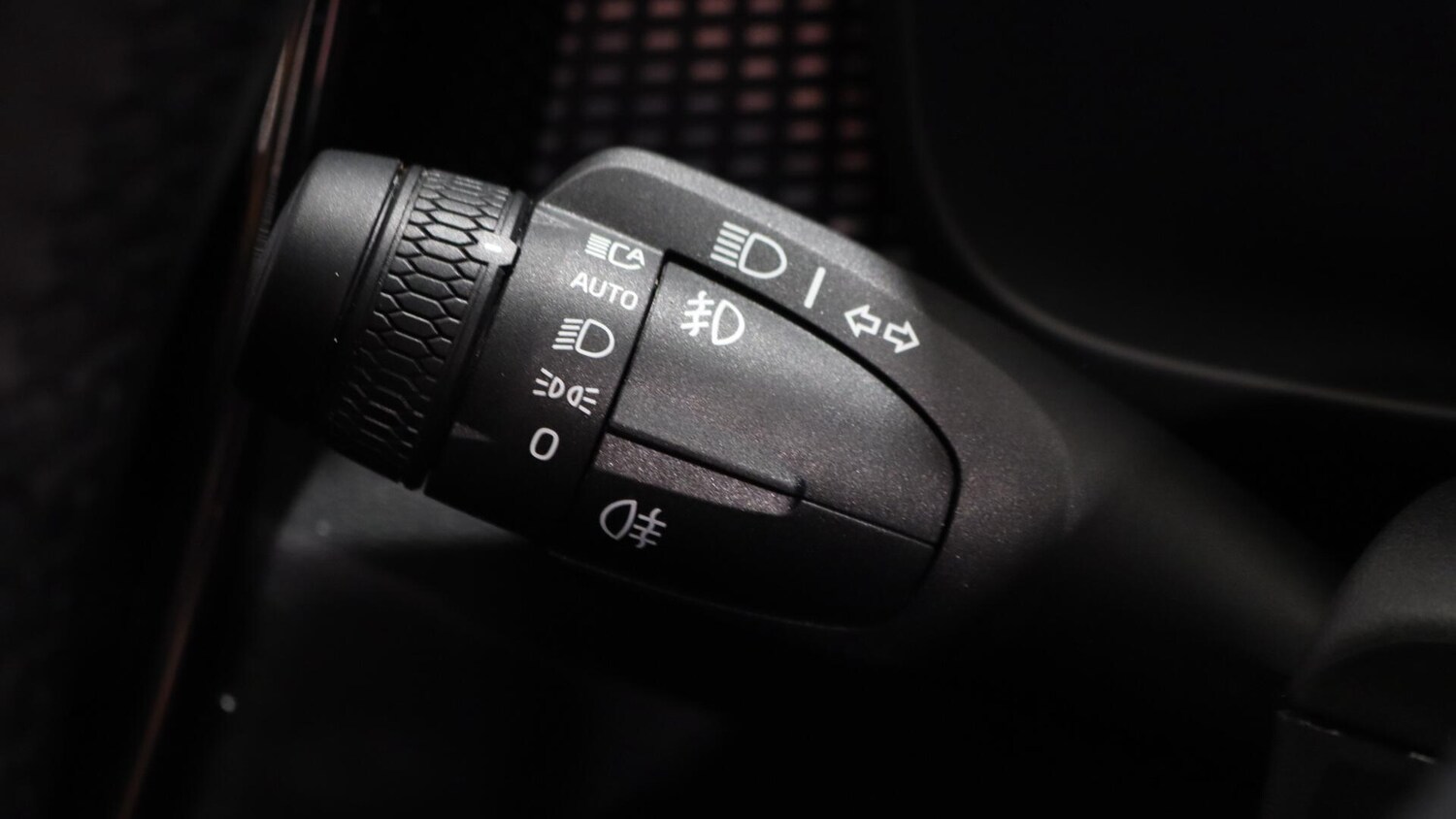Used Volvo XC40 2025 for sale - 76059417: Photo 18