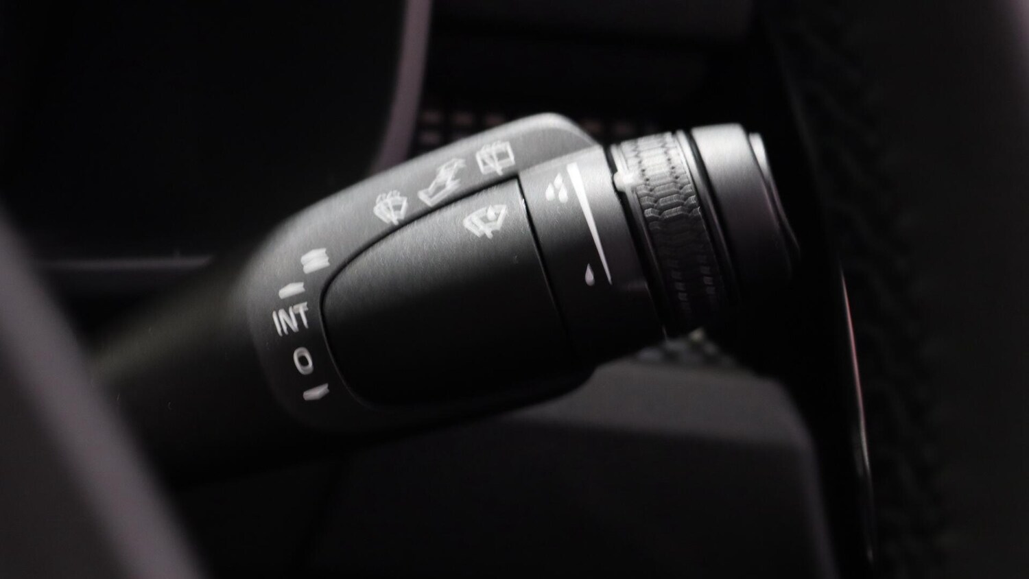 Used Volvo XC40 2025 for sale - 76059417: Photo 21