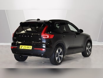 Used Volvo XC40 2025 for sale - 76059417: Photo 2
