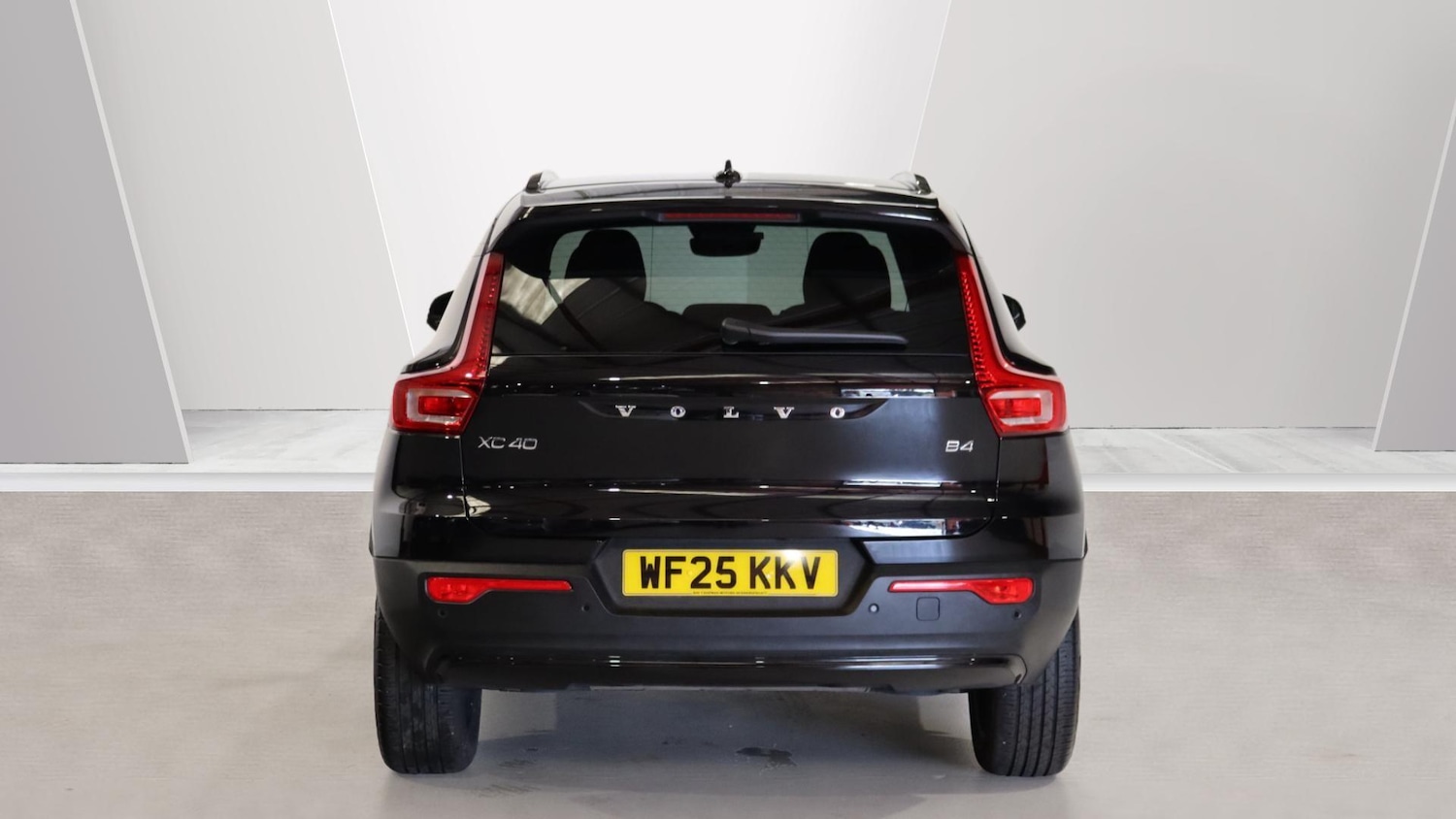 Used Volvo XC40 2025 for sale - 76059417: Photo 7