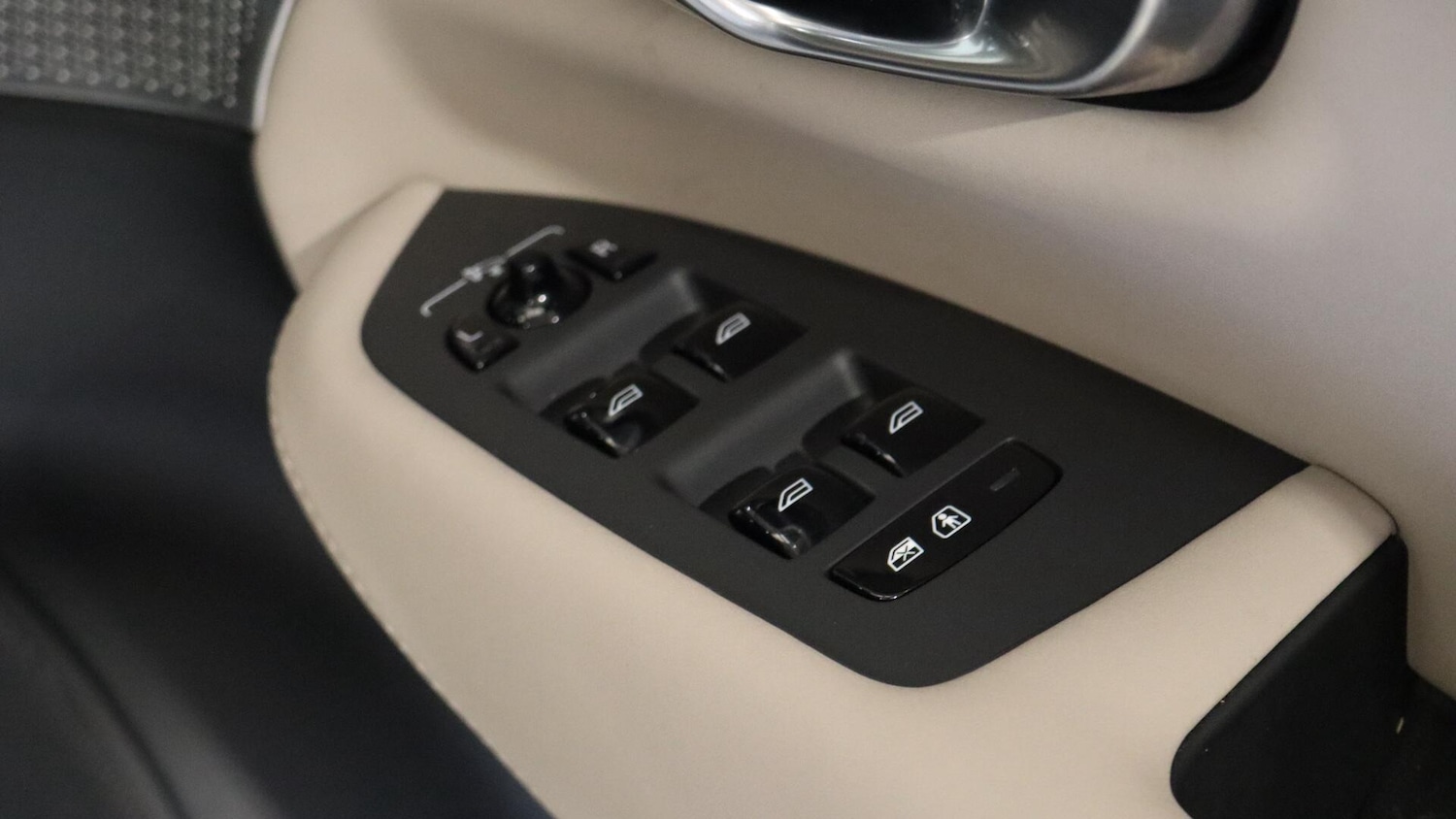 Used Volvo XC90 2025 for sale - 76026733: Photo 22