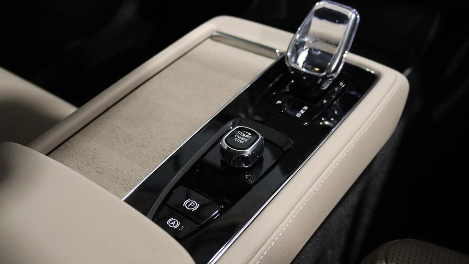 Used Volvo XC90 2025 for sale - 76026733: Photo 24