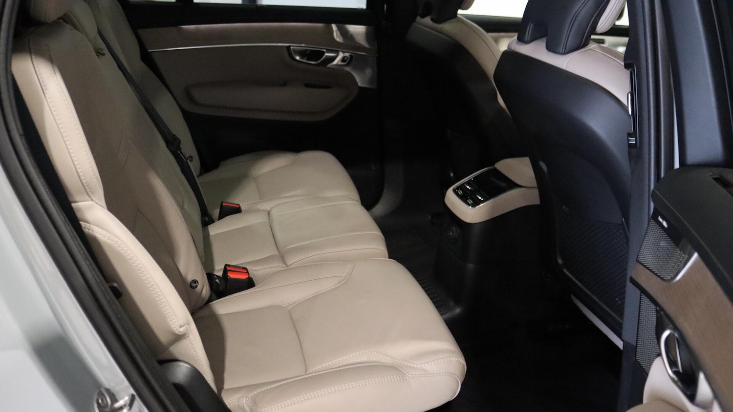 Used Volvo XC90 2025 for sale - 76026733: Photo 6