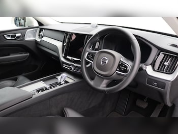Used Volvo XC60 2024 for sale - 75298045: Photo