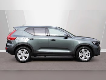 Used Volvo XC40 2025 for sale - 76246878: Photo 3