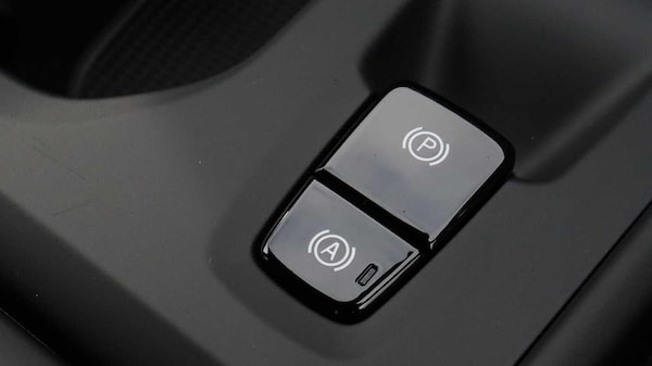 Used Volvo XC40 2025 for sale - 76246878: Photo 44