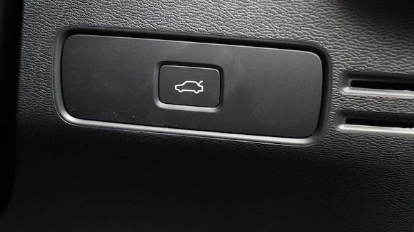Used Volvo XC40 2025 for sale - 76246878: Photo 45