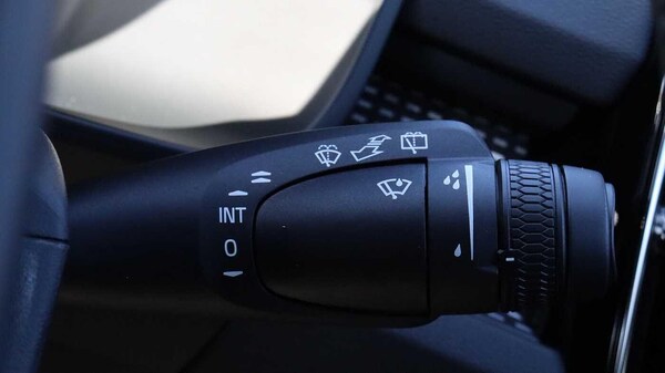 Used Volvo XC40 2025 for sale - 76167576: Photo 28