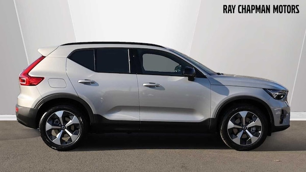 Used Volvo XC40 2025 for sale - 76167576: Photo 3