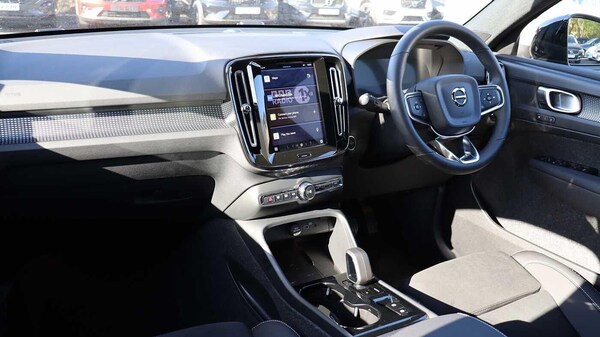 Used Volvo XC40 2025 for sale - 76167576: Photo 5