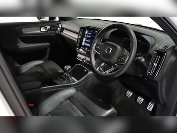 Used Volvo XC40 2020 for sale - 75940421: Photo