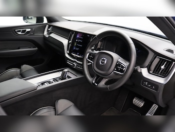 Used Volvo XC60 2021 for sale - 75350699: Photo