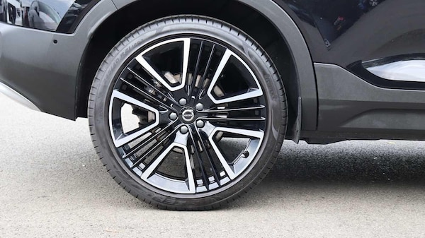 Used Volvo XC40 2025 for sale - 76167164: Photo 12