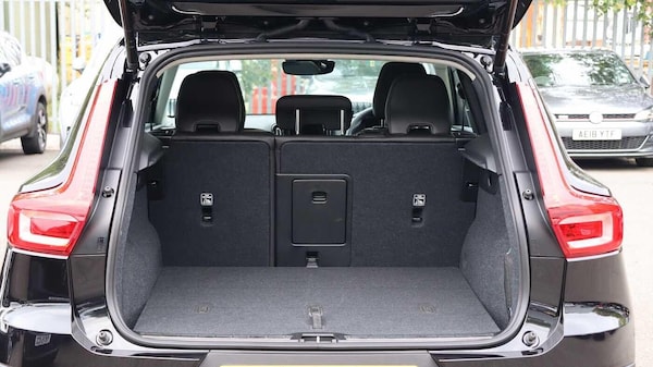 Used Volvo XC40 2025 for sale - 76167164: Photo 16