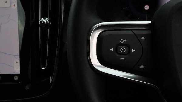 Used Volvo XC40 2025 for sale - 76167164: Photo 24