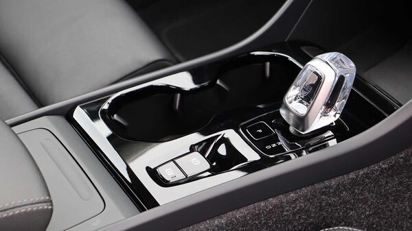 Used Volvo XC40 2025 for sale - 76167164: Photo 29