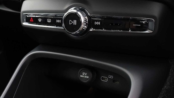Used Volvo XC40 2025 for sale - 76167164: Photo 46