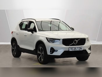 2025 (25) - B3 (P) Plus Dark (Heated Seats, BLIS, Rear Camera) 5-Door