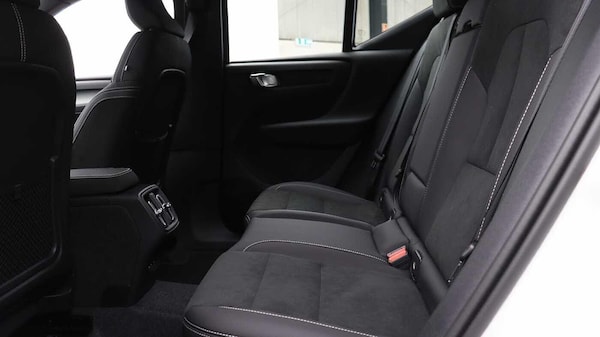 Used Volvo XC40 2025 for sale - 76239684: Photo 32