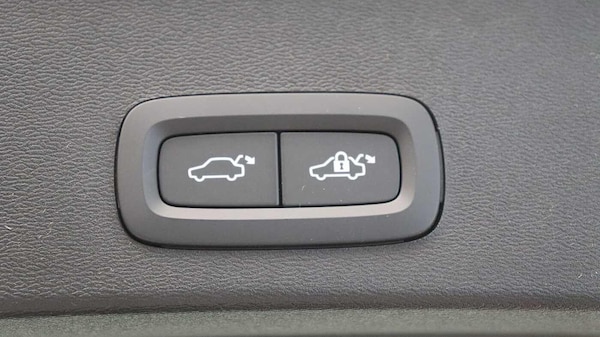 Used Volvo XC40 2025 for sale - 76239684: Photo 34