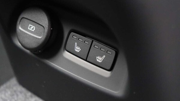Used Volvo XC40 2025 for sale - 76239684: Photo 44