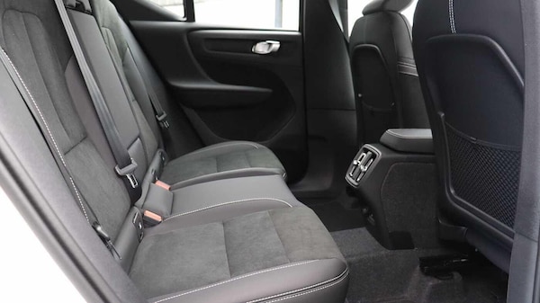 Used Volvo XC40 2025 for sale - 76239684: Photo 8