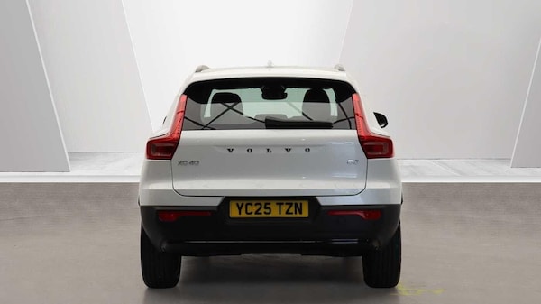 Used Volvo XC40 2025 for sale - 76239684: Photo 9