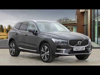 2022 (22) - T8 AWD PHEV Inscription Pro (Climate & Lounge Packs, 360 Camera, Sunroof) 5-Door