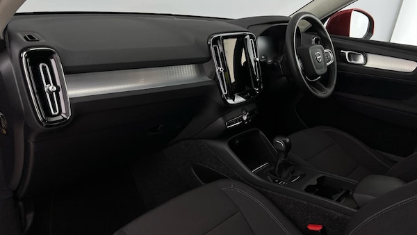 Used Volvo XC40 2021 for sale - 75670010: Photo 6