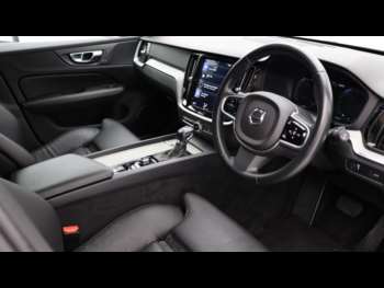 Used Volvo V60 2018 for sale - 75225984: Photo