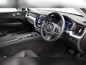 Used Volvo XC60 2021 for sale - 75708113: Photo