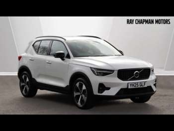 2025 (25) - B3 (P) MHEV Plus Dark (Rear Camera, Heated Seats, BLIS) 5-Door