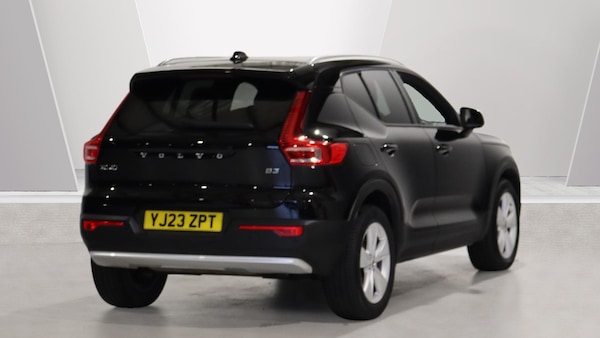 Used Volvo XC40 2023 for sale - 76251318: Photo 2
