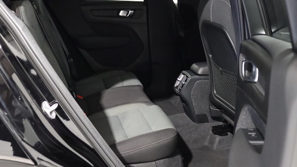 Used Volvo XC40 2023 for sale - 76251318: Photo 6