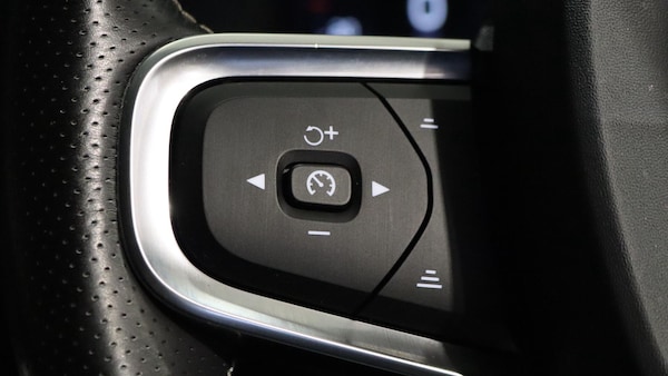 Used Volvo XC40 2020 for sale - 76260451: Photo 20