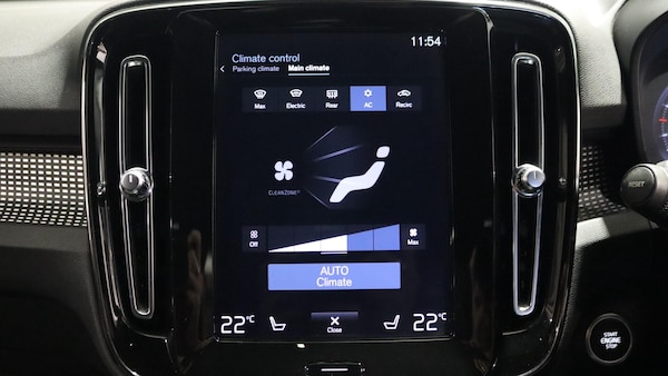 Used Volvo XC40 2020 for sale - 76260451: Photo 32