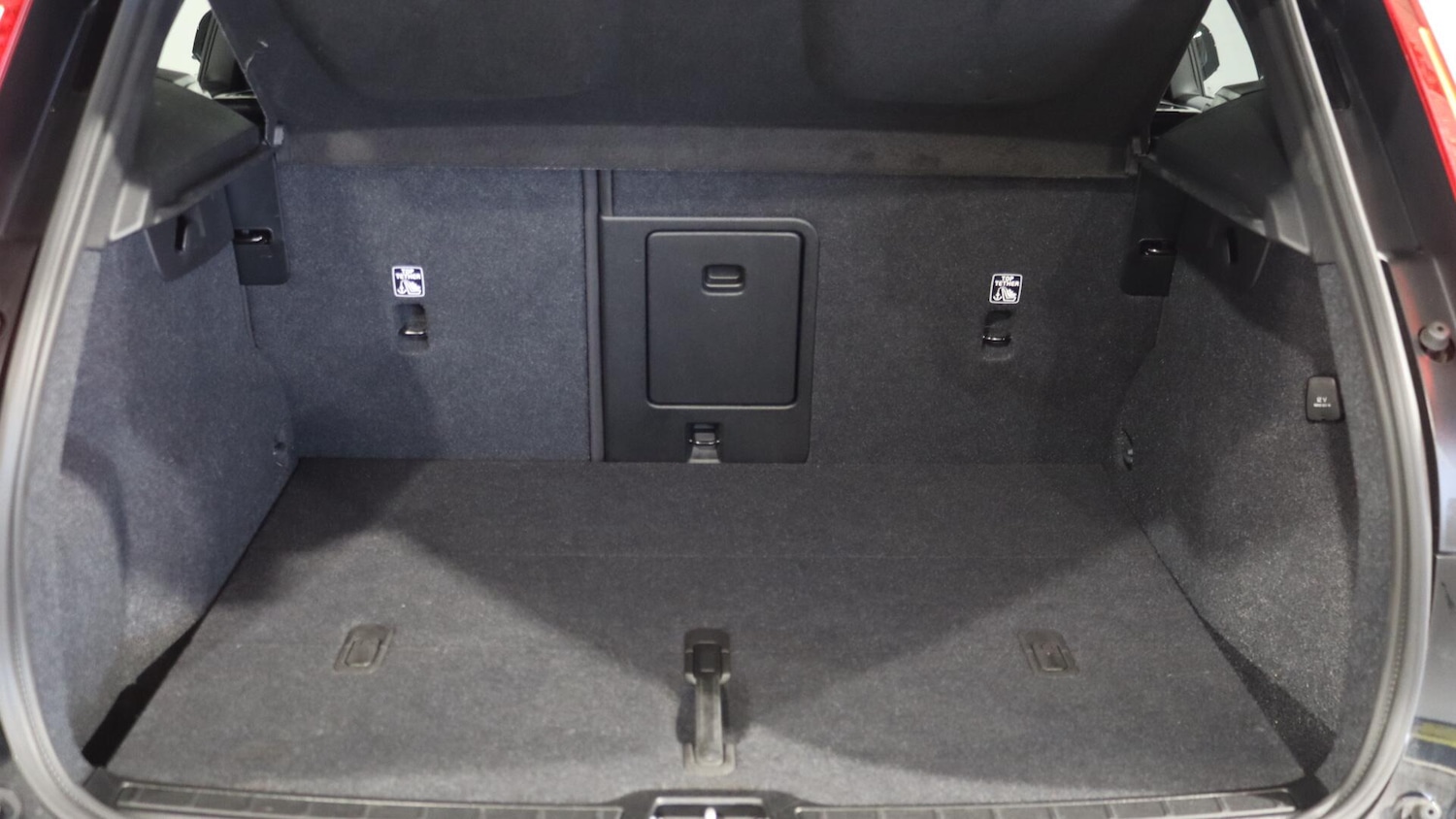 Used Volvo XC40 2025 for sale - 76337142: Photo 13