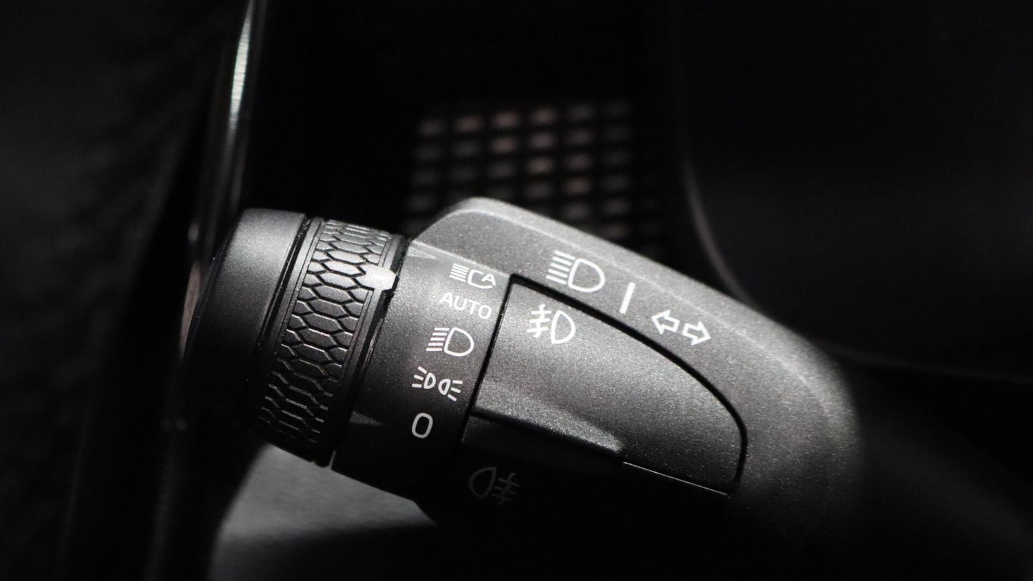 Used Volvo XC40 2025 for sale - 76337142: Photo 18