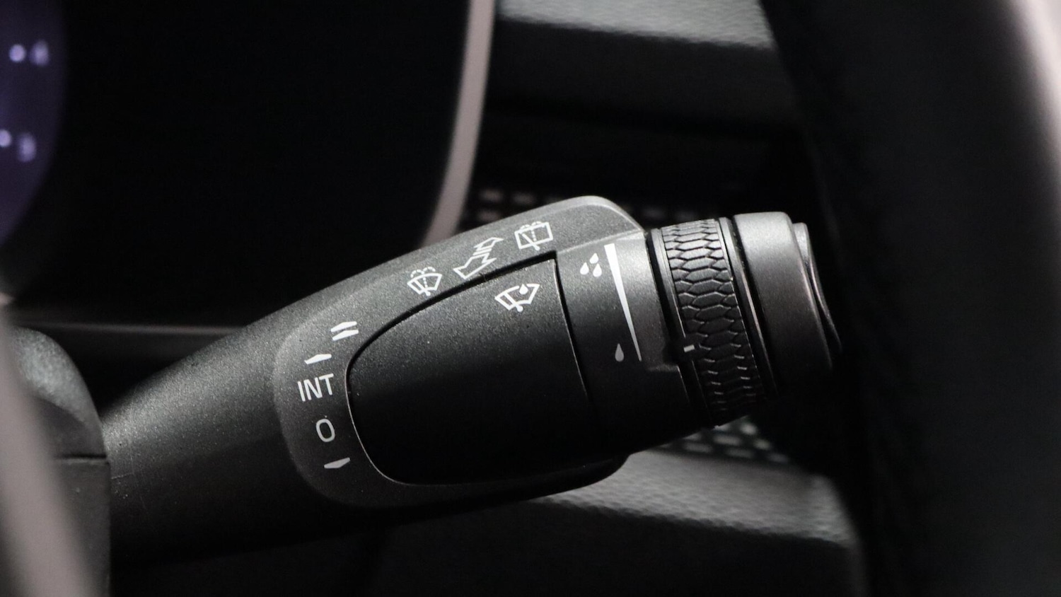 Used Volvo XC40 2025 for sale - 76337142: Photo 21